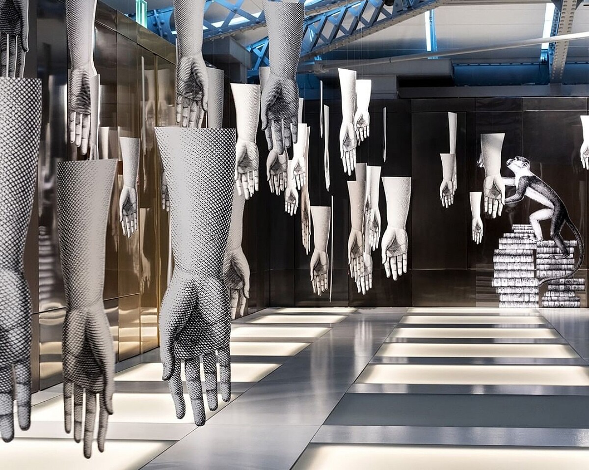 風格深受歐陸藝術大師影響。