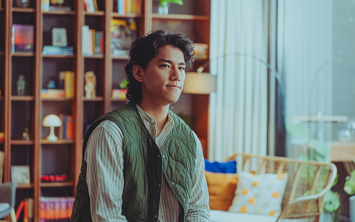 《此時此刻》朱軒洋吊點滴為壽星王淨開金嗓獻唱LINION R_B創作新歌 心動指數爆棚