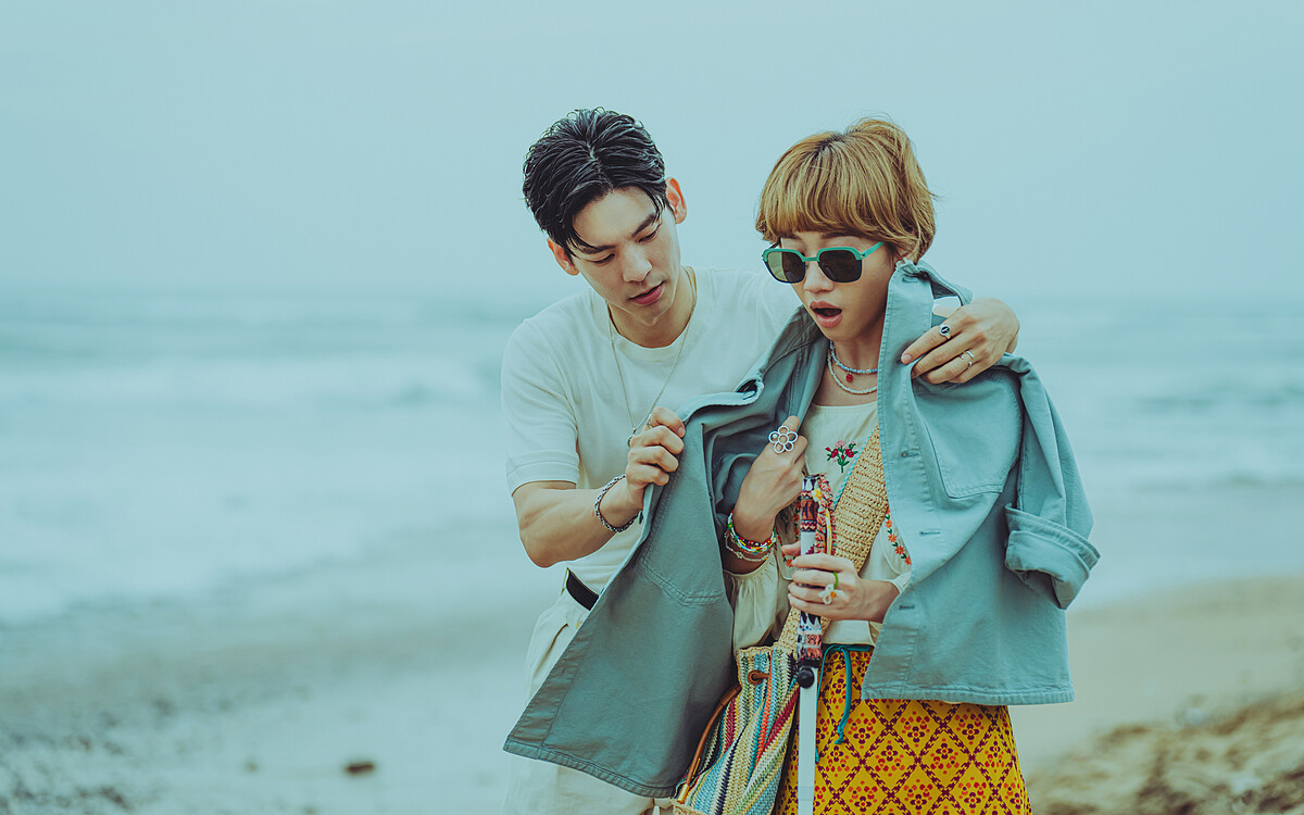  Lulu成白手杖女孩 遇林柏宏超暖陪看海 金鐘原創得主為戲譜浪漫專屬戀曲