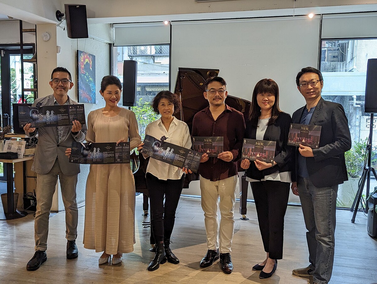 馬斯內歌劇《灰姑娘》臺北分享會合照2(左起)主持人焦元溥、女高音黃莉錦、歌劇院總監邱瑗、男低音羅俊穎、聲樂指導徐嘉琪、男中音趙方豪©臺中國家歌劇院