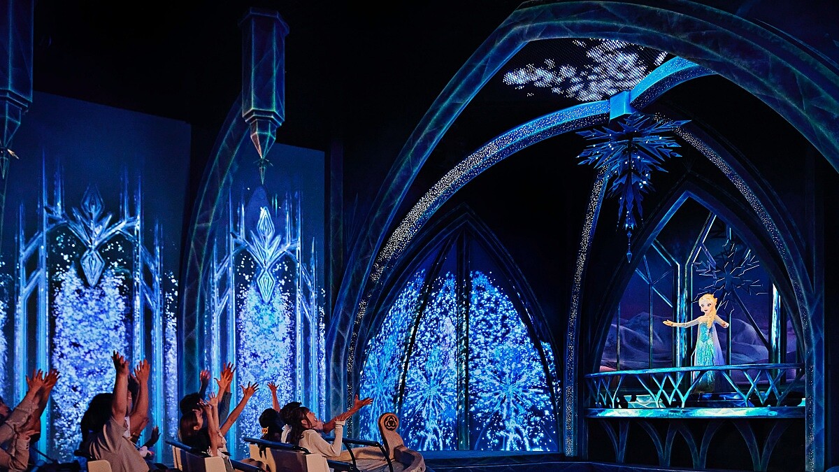 「魔雪奇幻之旅」是一趟充滿音樂、歡笑的愉快旅程！