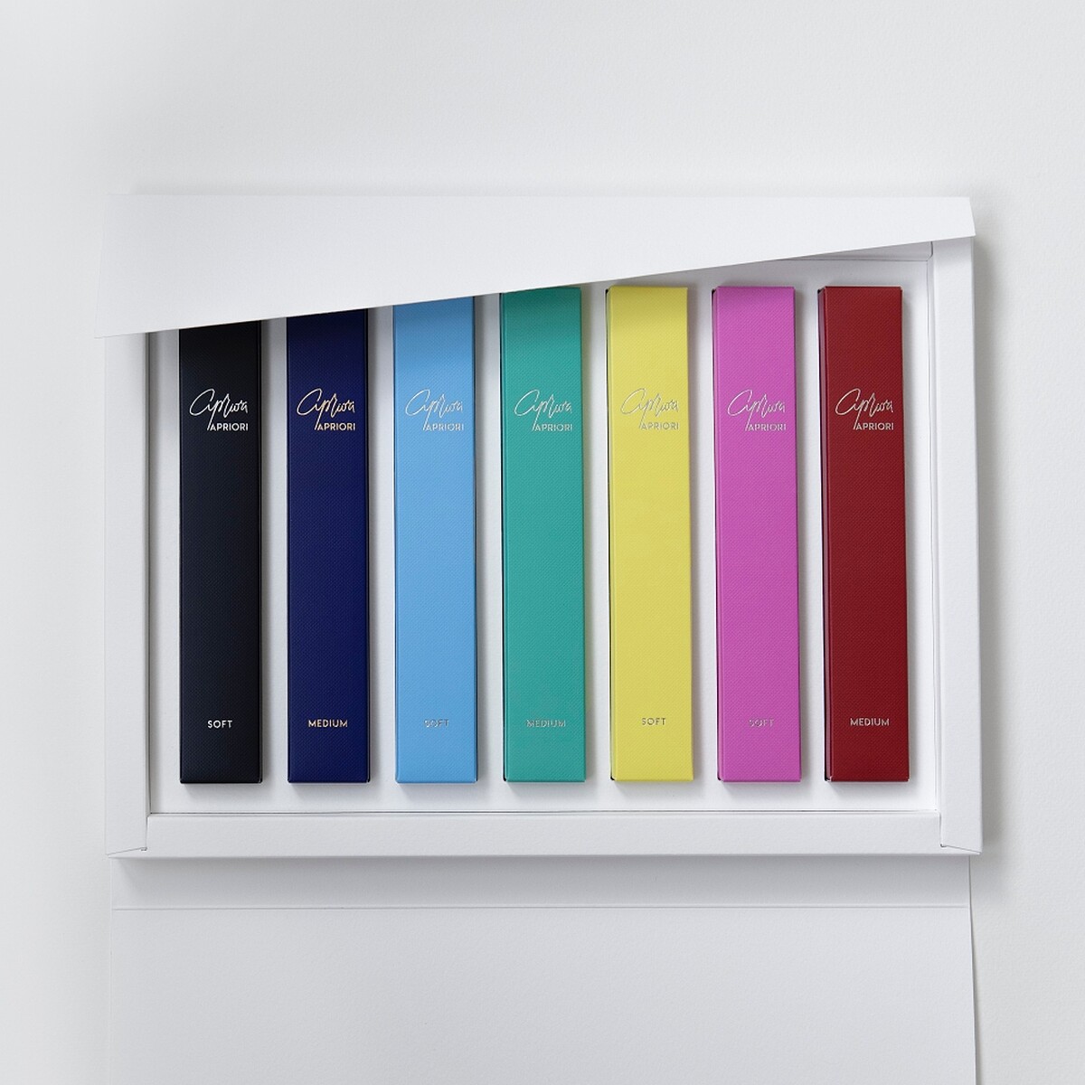 APRIORI牙刷禮盒(SLIM牙刷7入，款式可自由選擇)，NT2,660
