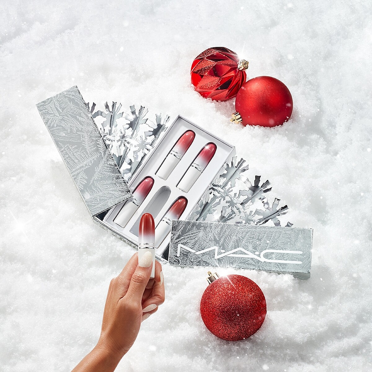 M.A.C冰雪假期系列-5色唇膏組，NT3,000