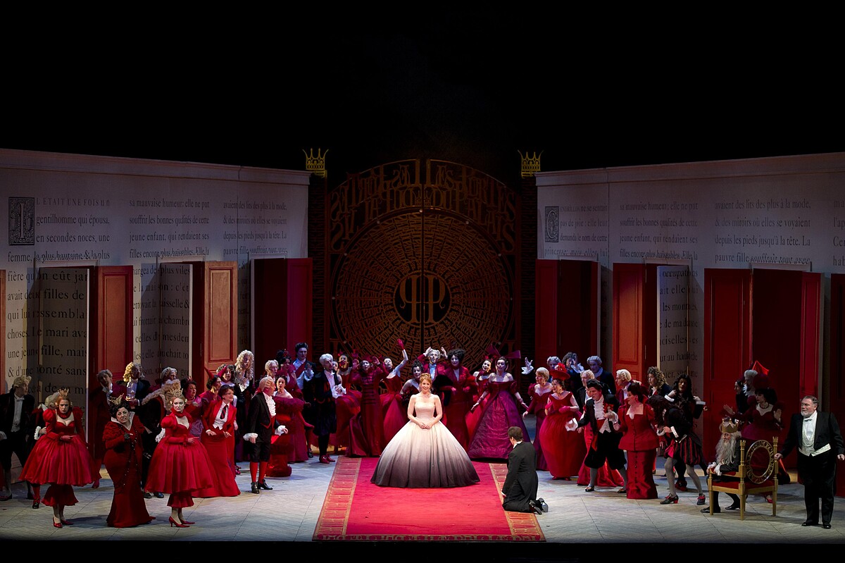 馬斯內歌劇《灰姑娘》劇照&copy;ROH, Bill Cooper, 2011