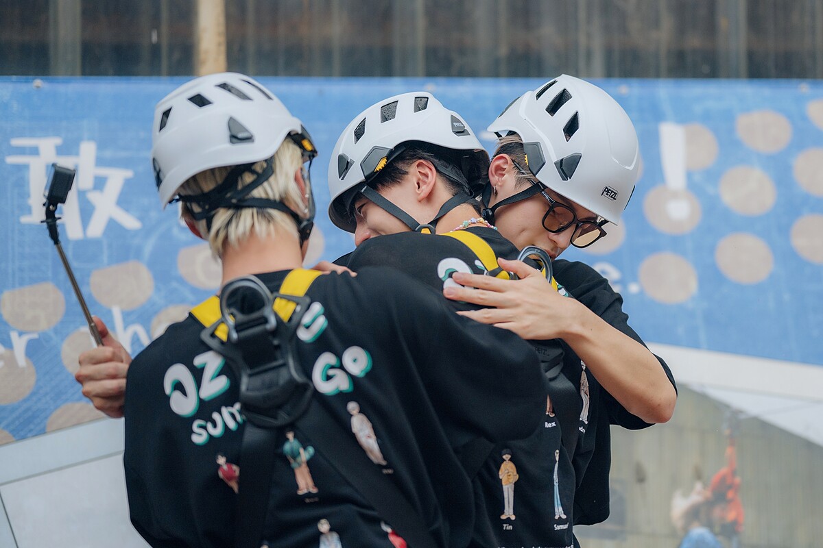 Ozone團員克服內心恐懼挑戰高空彈跳