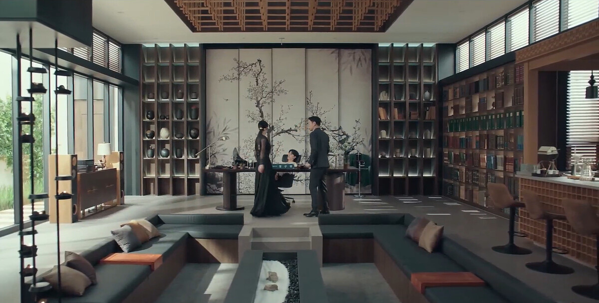 《與惡魔有約》九元的仙月財團辦公室，古典又風雅