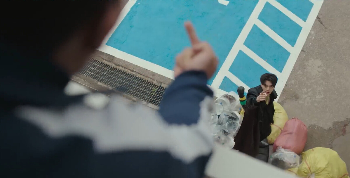 鄭九元叫契約乙方不要跑，結果自己溜之大吉