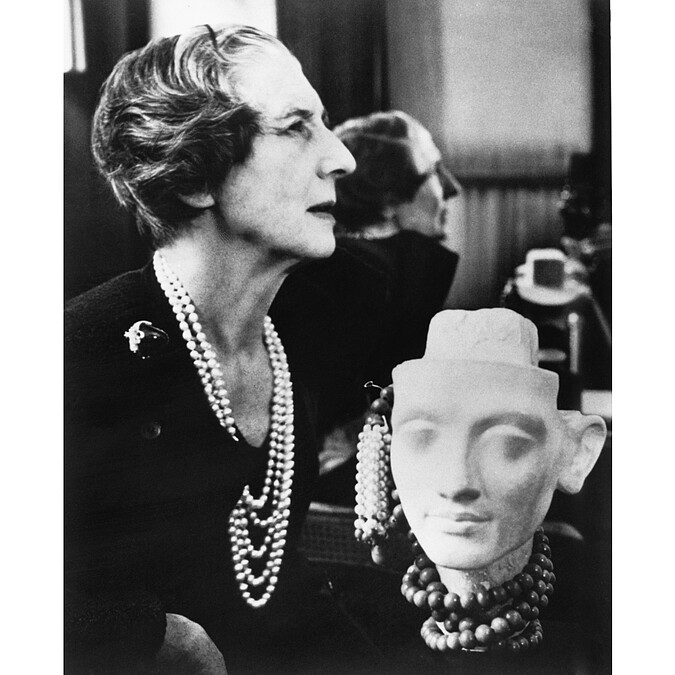 貞杜桑1933年被任命為卡地亞高級珠寶總監，她的獨特性格讓親友暱稱她為Panther(美洲豹女士)。