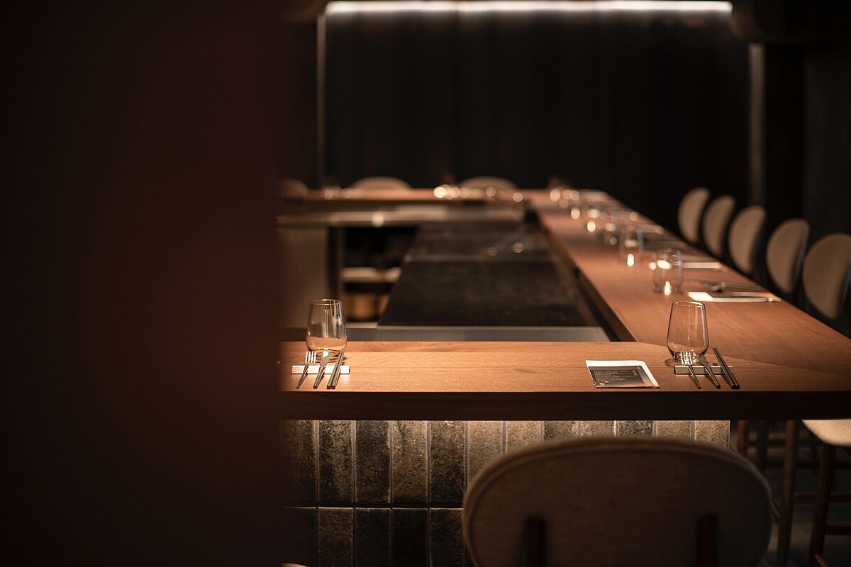 輕鬆靜謐的氛圍。