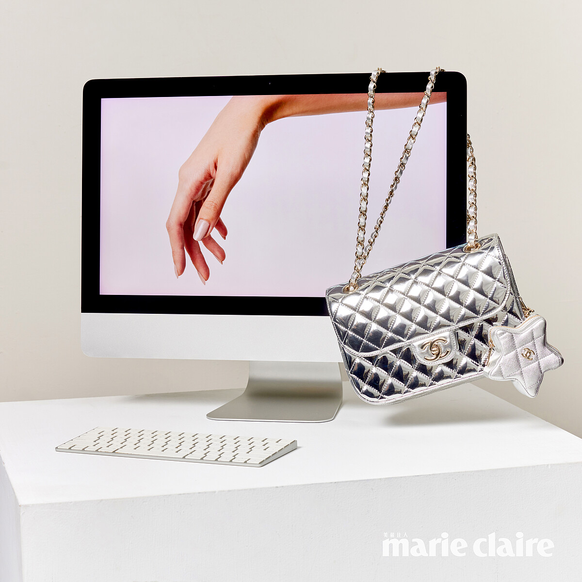 CHANEL 2023/24 Cruise 度假系列 銀色鏡面FLAP BAG、銀色STAR COIN PURSE