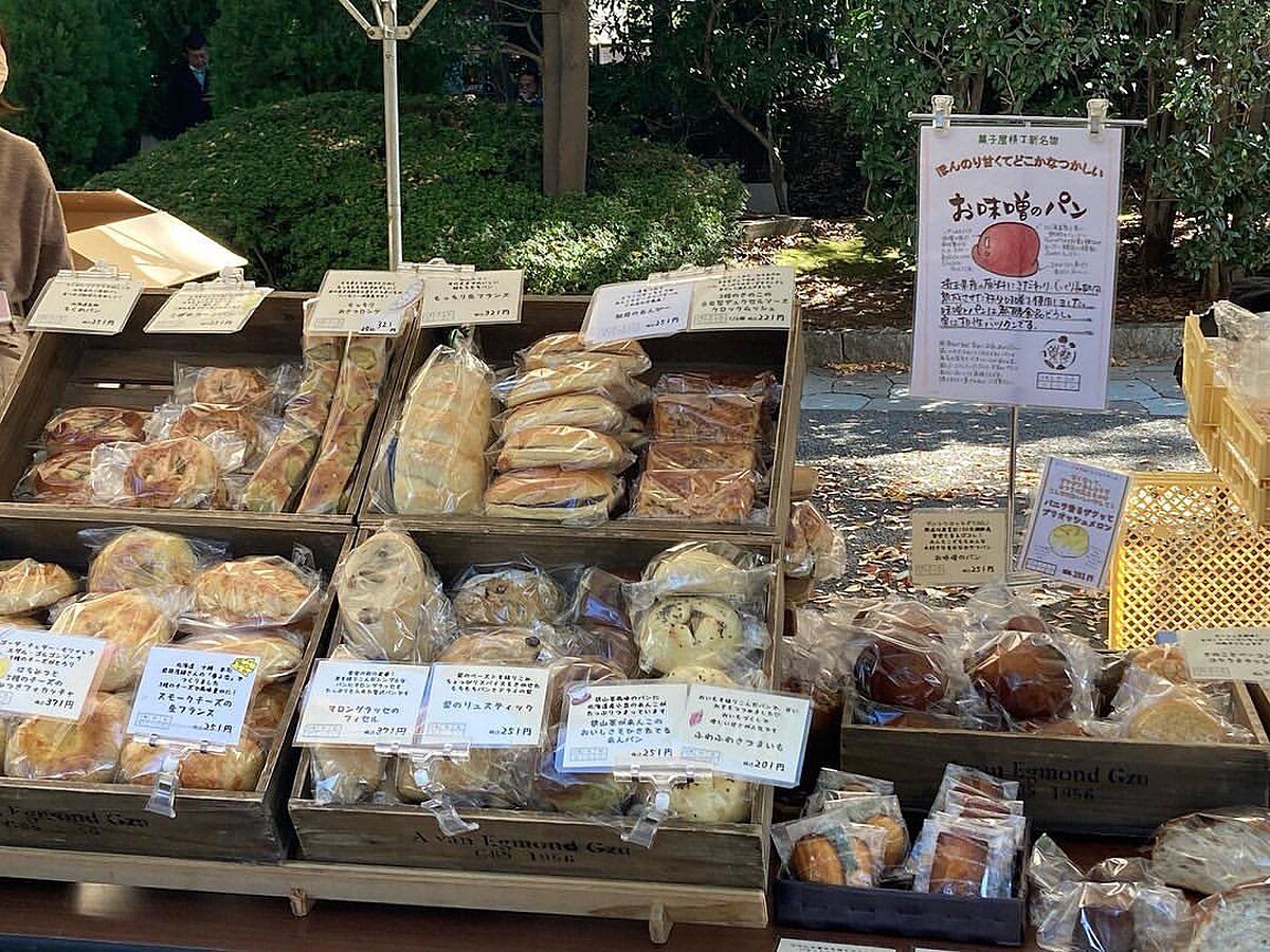 人氣商店「川越樂樂ベーカリー」。