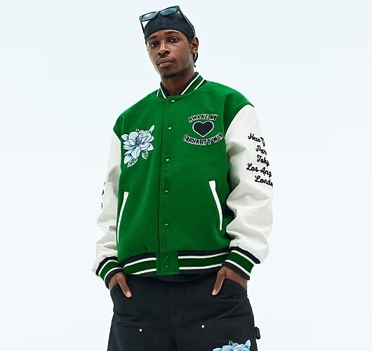 Awake NY x Carhartt WIP 聯名款棒球外套 NT.20,000。