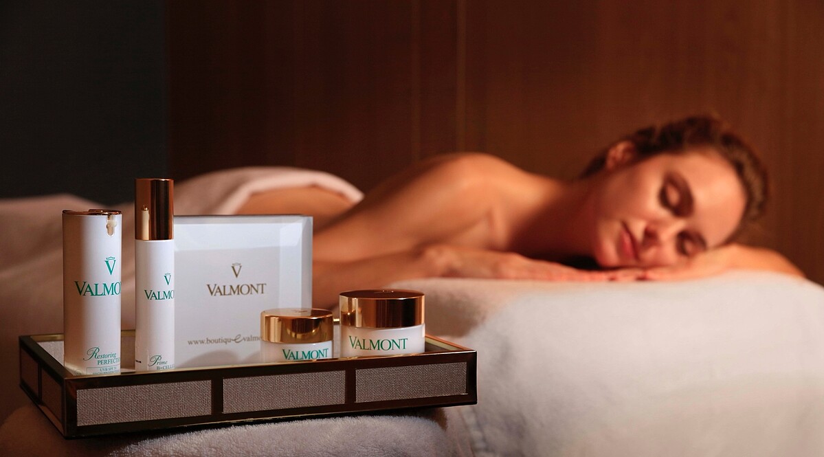 Valmont Spa使用產品情境圖。