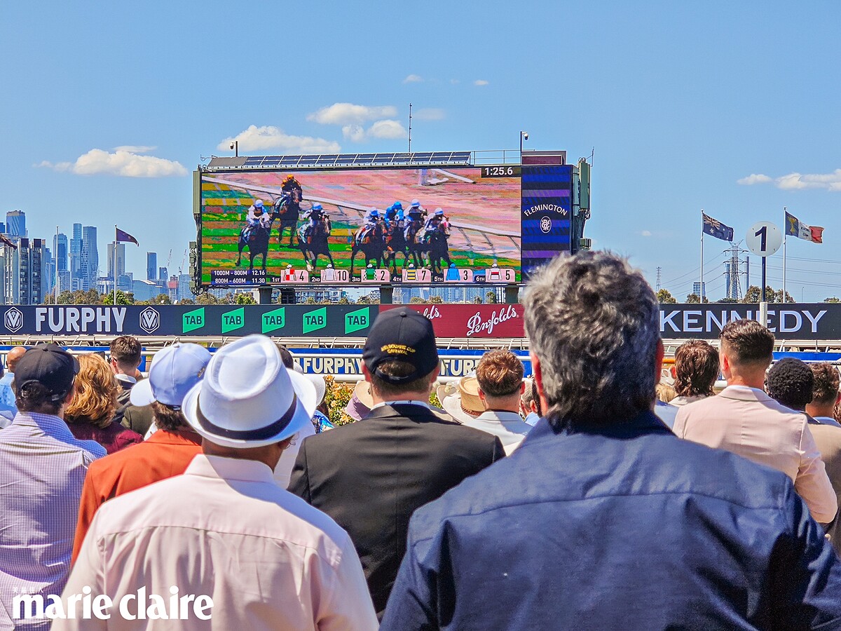 The Rose Room玫瑰廳的賓客可於露台以佳極視野觀看賽馬比賽。