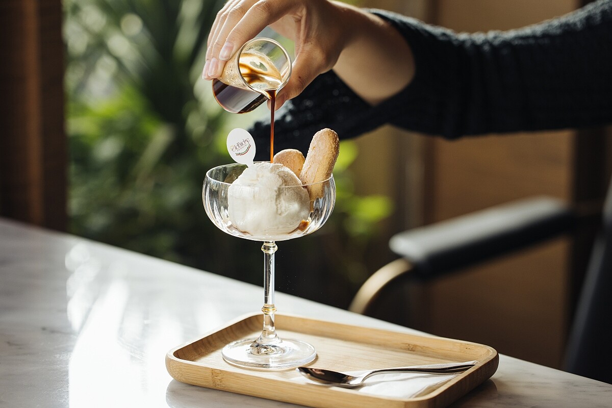 「 The Best Gelato in Roma 」的 Old Bridge 義式冰淇淋。