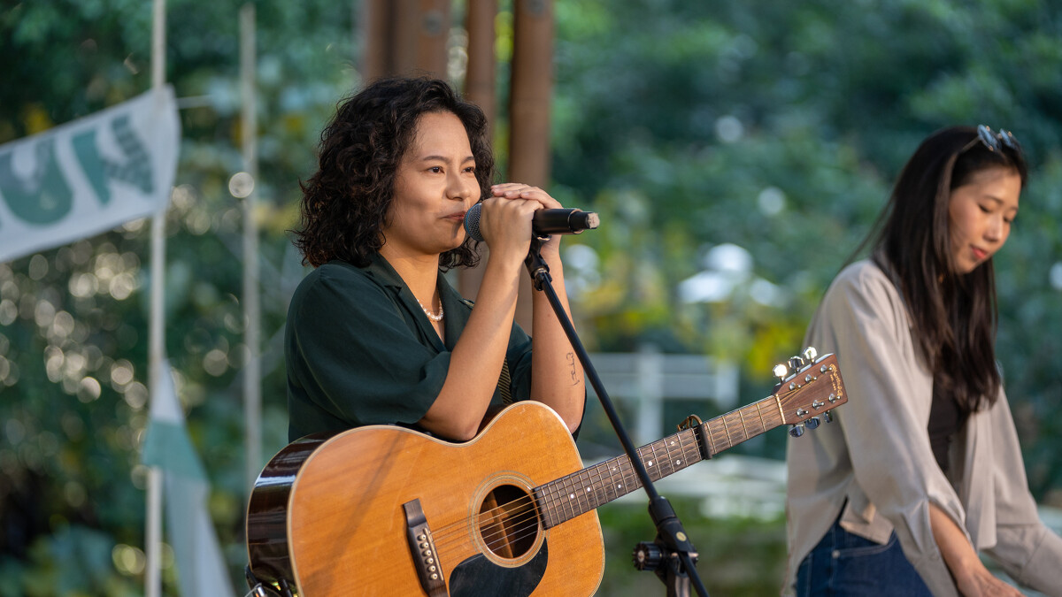 演唱嘉賓凹與山