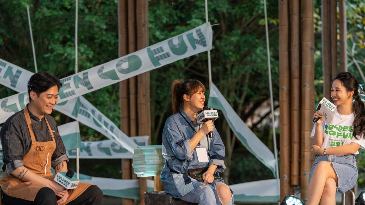 小小樹食行政主廚徐兆麟（左１）無肉市集創辦人張芷睿（左２）