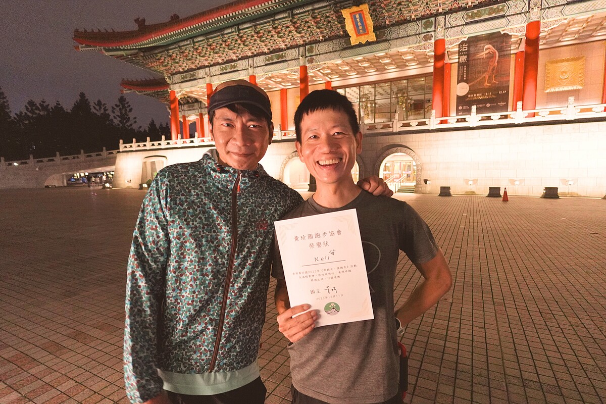 黃玠特別邀請IR Sports跑創運動的專業教練協助指導練跑活動