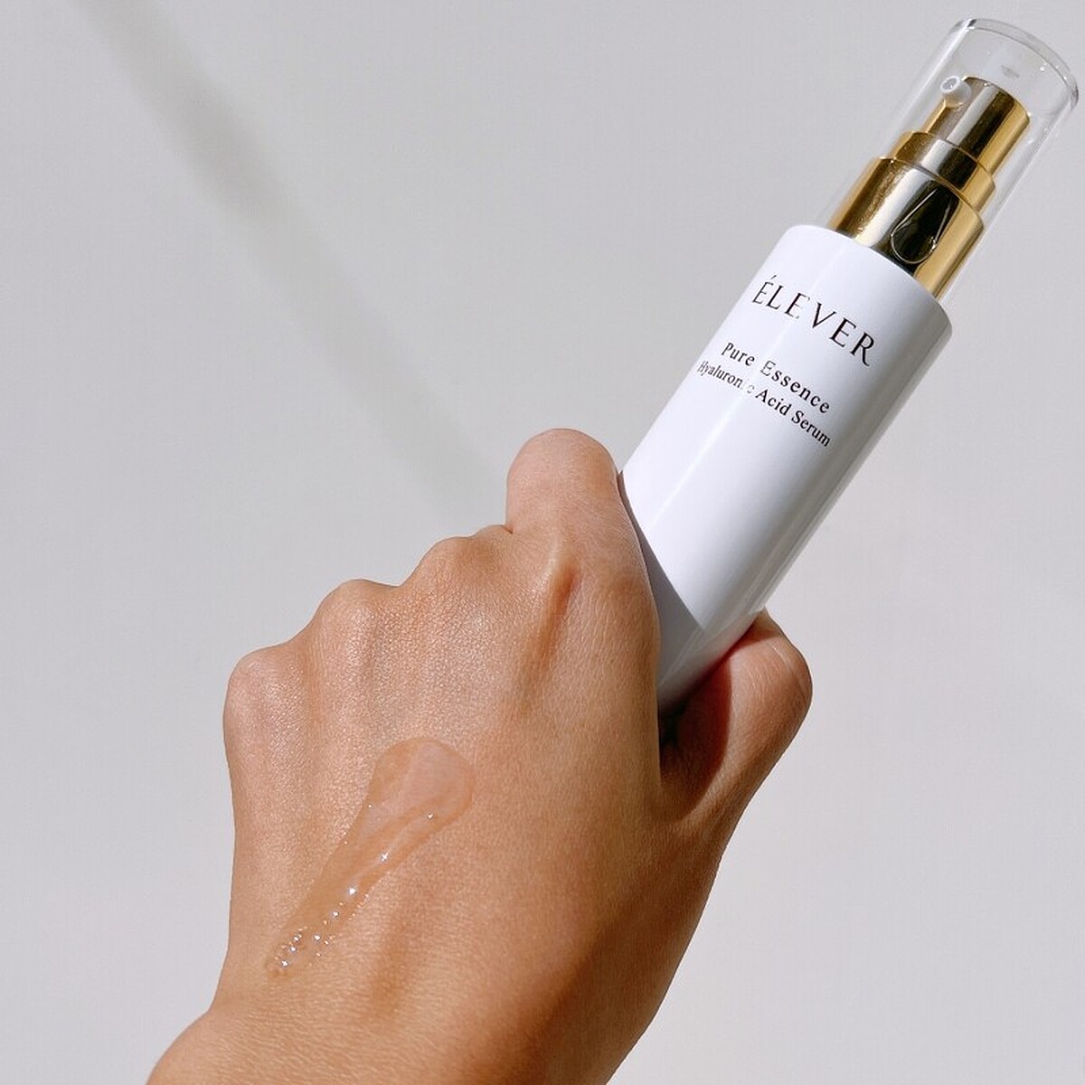 Fees法緻玻尿酸精華原液50ml，NT1,080