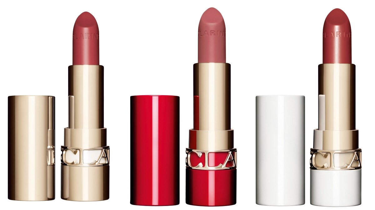 (左起)克蘭詩吻我唇膏緞面質地#732玫瑰粉、絲絨質地#759V野莓粉、水潤光質地#780S葡萄柚橘紅。