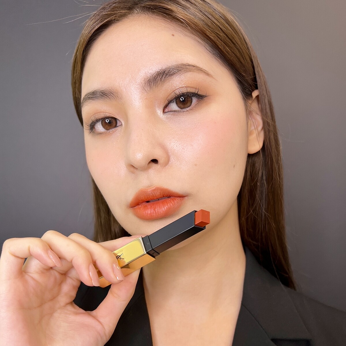 YSL奢華緞面絲絨唇膏#2024唇部試色。