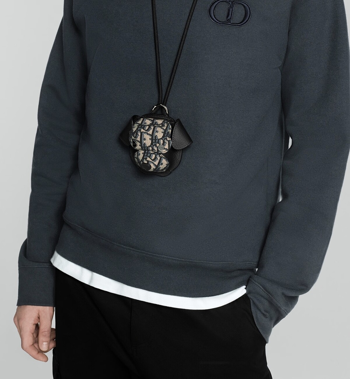 BOBBY D-TOUCH 耳塞保護殼，NT$ 33,000。