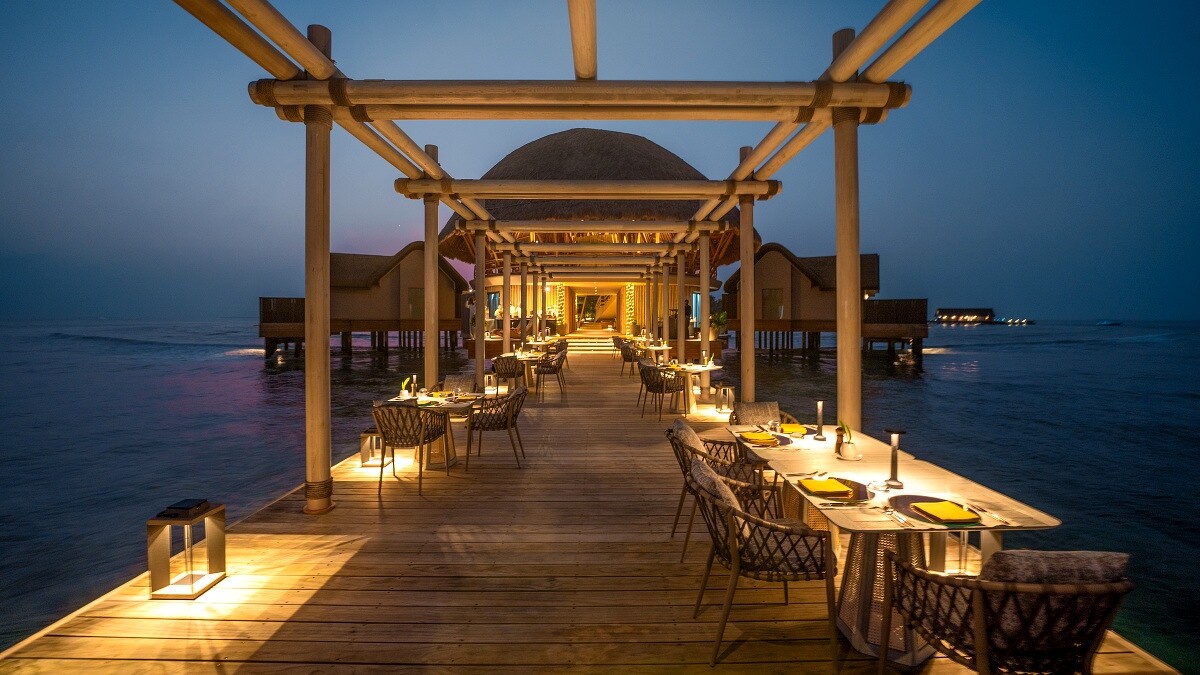 海上綜合設施平台Ocean Sala晚間用餐氛圍超浪漫