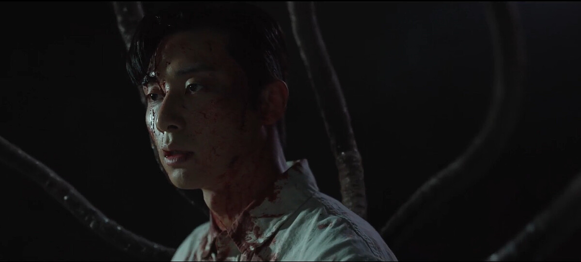 夢境中的張泰尚變怪物