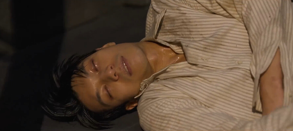 魏嘏雋飾演權俊度，犧牲色相演出被毒針逼供屈打成招