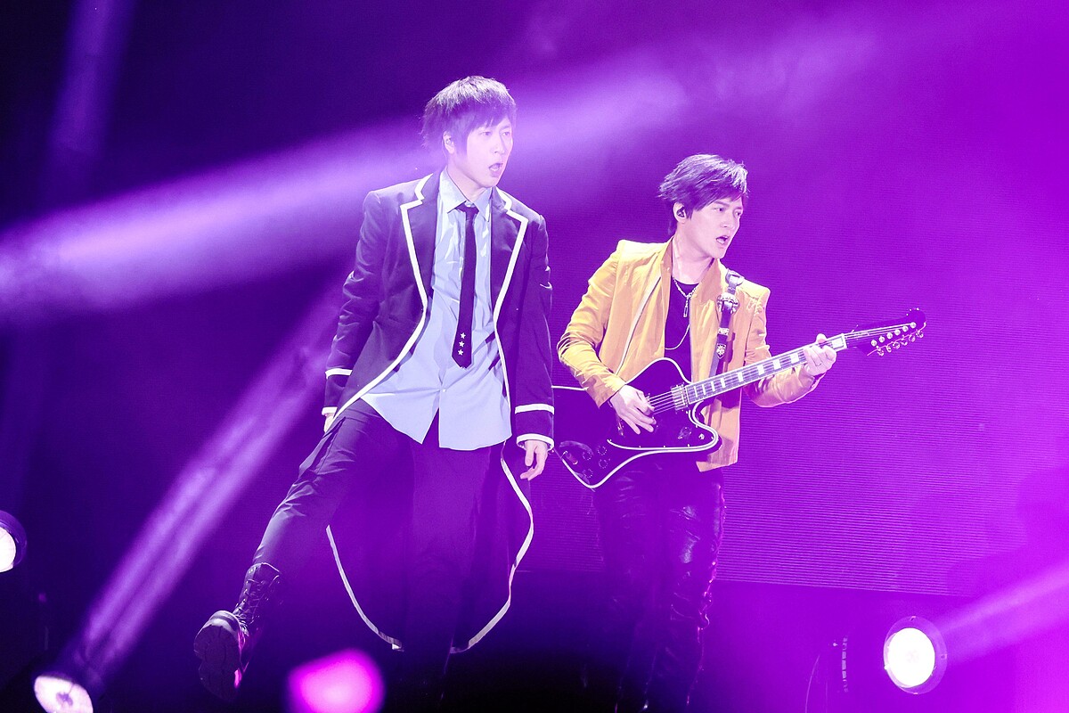 五月天阿信、怪獸