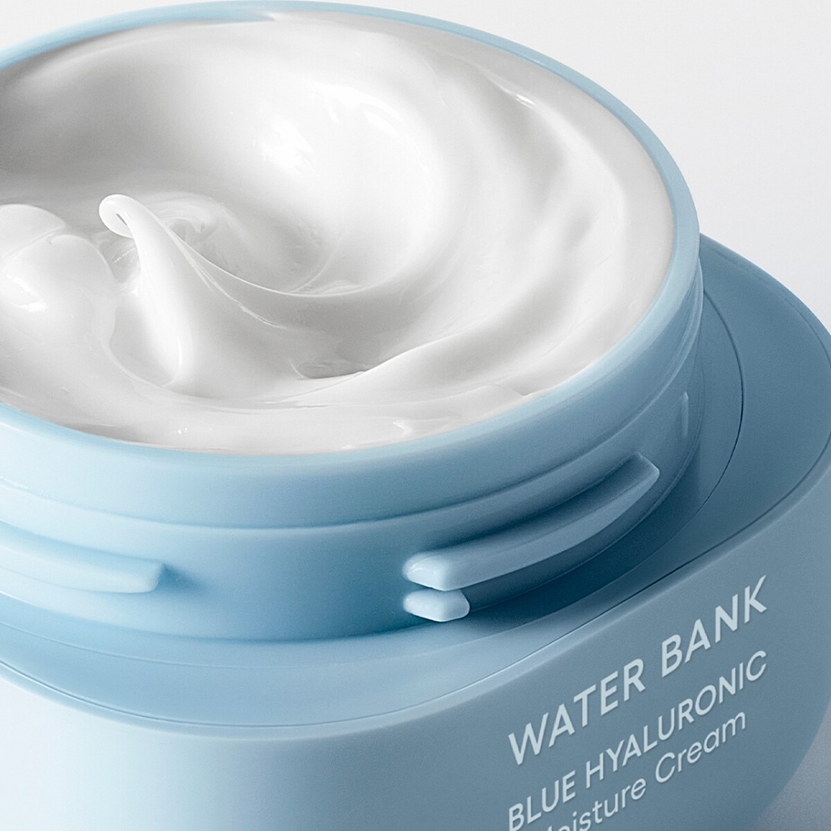 LANEIGE蘭芝水酷修護保濕霜(澎潤) 50ml，NT1,450