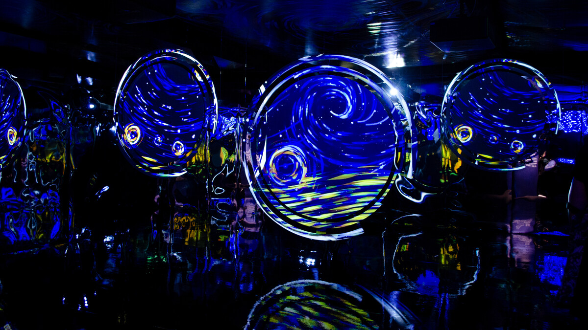 華山1914文化創意產業園區《印象派150週年光影藝術展》&copy;翡冷翠文創