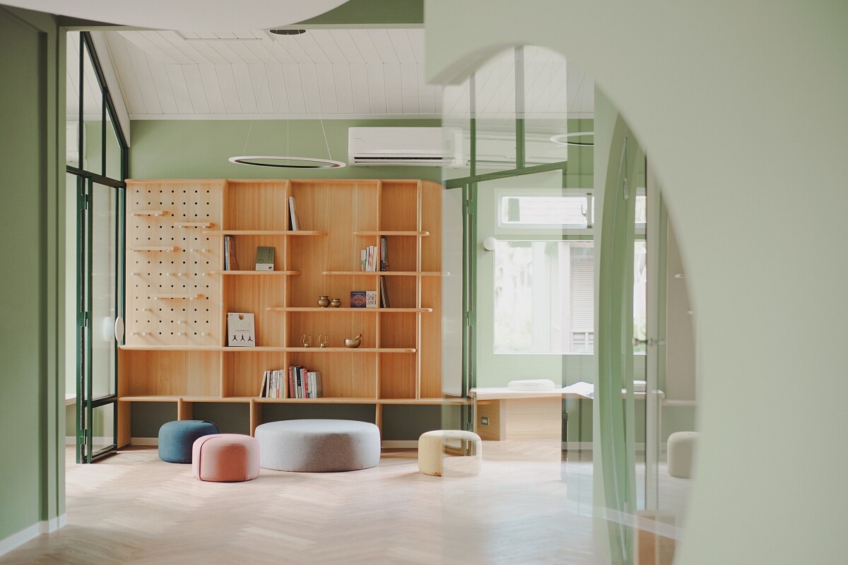 瑜伽教室空間。