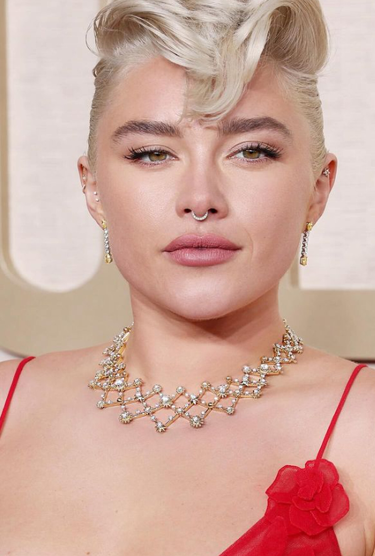 佛蘿倫絲·普伊 Florence Pugh