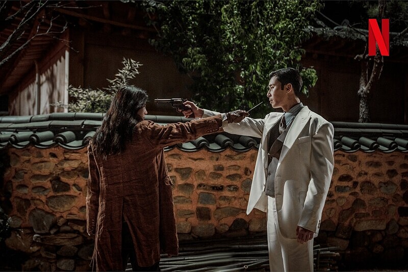 第一季第一集裡張泰尚和尹采玉不打不相識