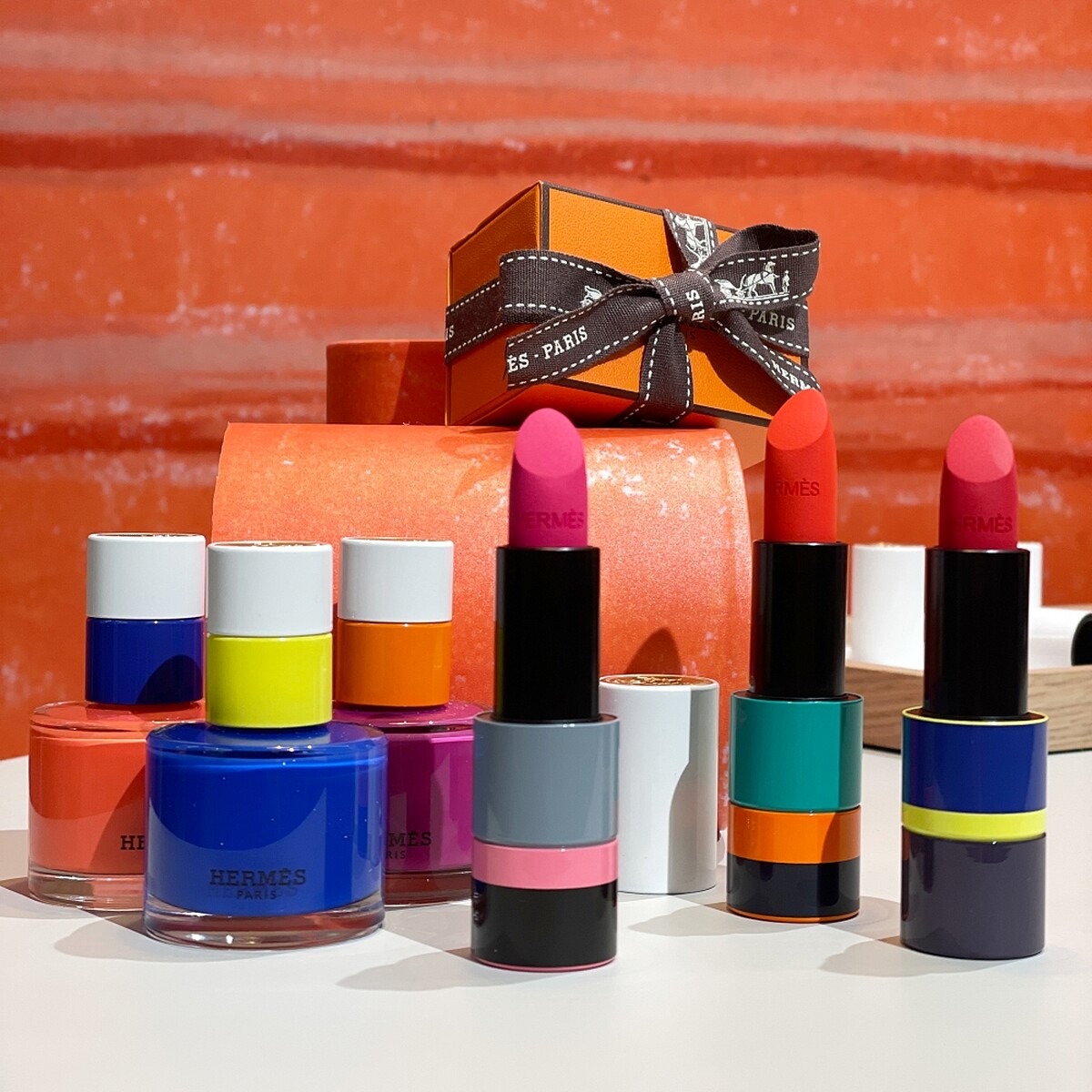 Herm&egrave;s愛馬仕Rouge Herm&egrave;s 唇膏2024春夏限量珍藏版 (#41 Rose Pop、#44 Orange N&eacute;on、#47 Rouge Cin&eacute;tique)3.5g，NT3,050