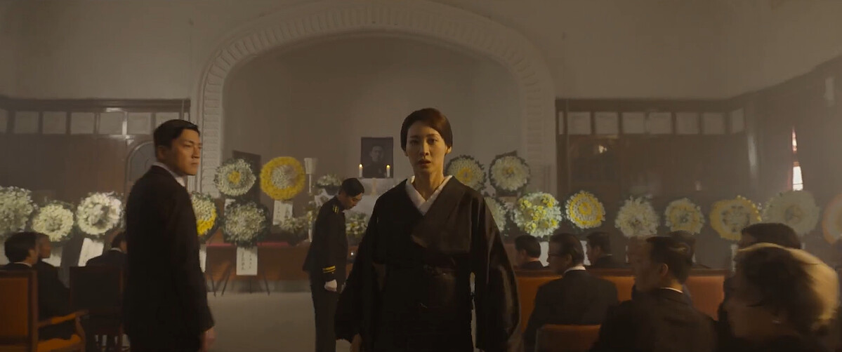 獨立軍直搗石川喪禮,前田夫人發現不妙轉身要逃