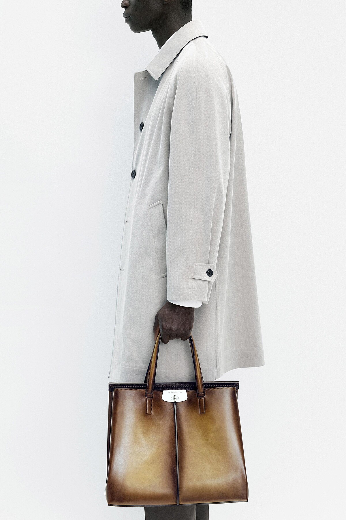 Berluti 白色風衣 