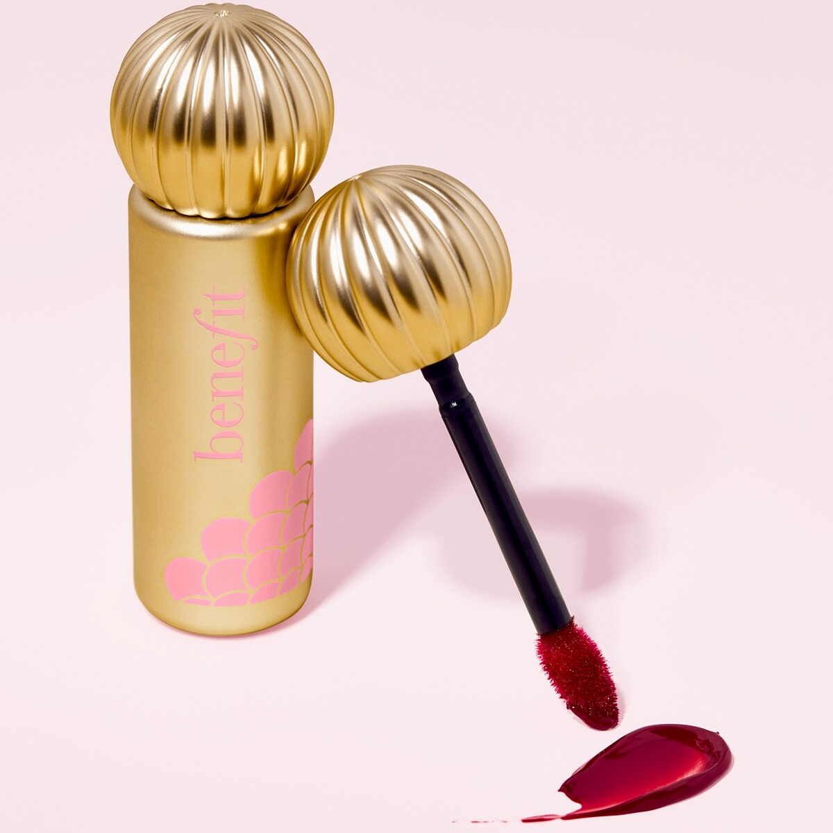 benefit一濺鍾情唇采露(#17熱浪)2024龍年限量版6g，NT960