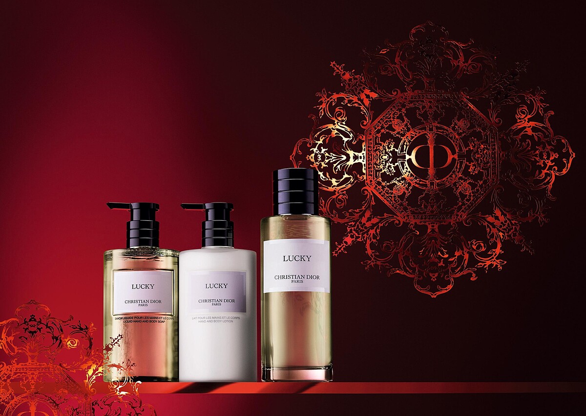 幸運時刻潔膚露NT2,150、幸運時刻潤膚乳液NT$3,100、幸運時刻香氛40ml NT5,000/125ml NT10,000。。