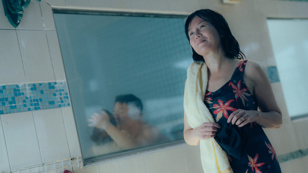 《愛愛內含光》苗可麗與洪都拉斯共同詮釋婚姻長跑33年老夫老妻。