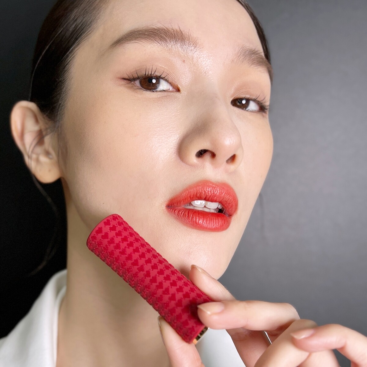 蘭蔻絕對完美唇膏絲絨霧感2024情人節限量版(#196)，NT1,480