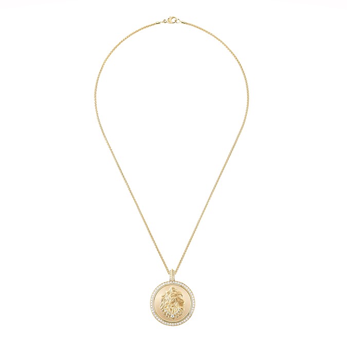 Wladimir Medal in yellow gold, set with diamonds