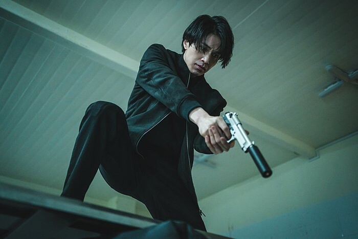 鄭進灣撂倒傭兵團