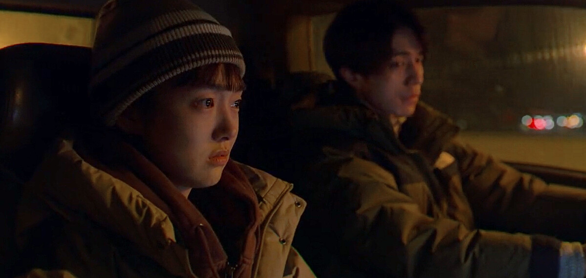 鄭智安氣得半死，覺得叔叔沒人性送她去餵狼