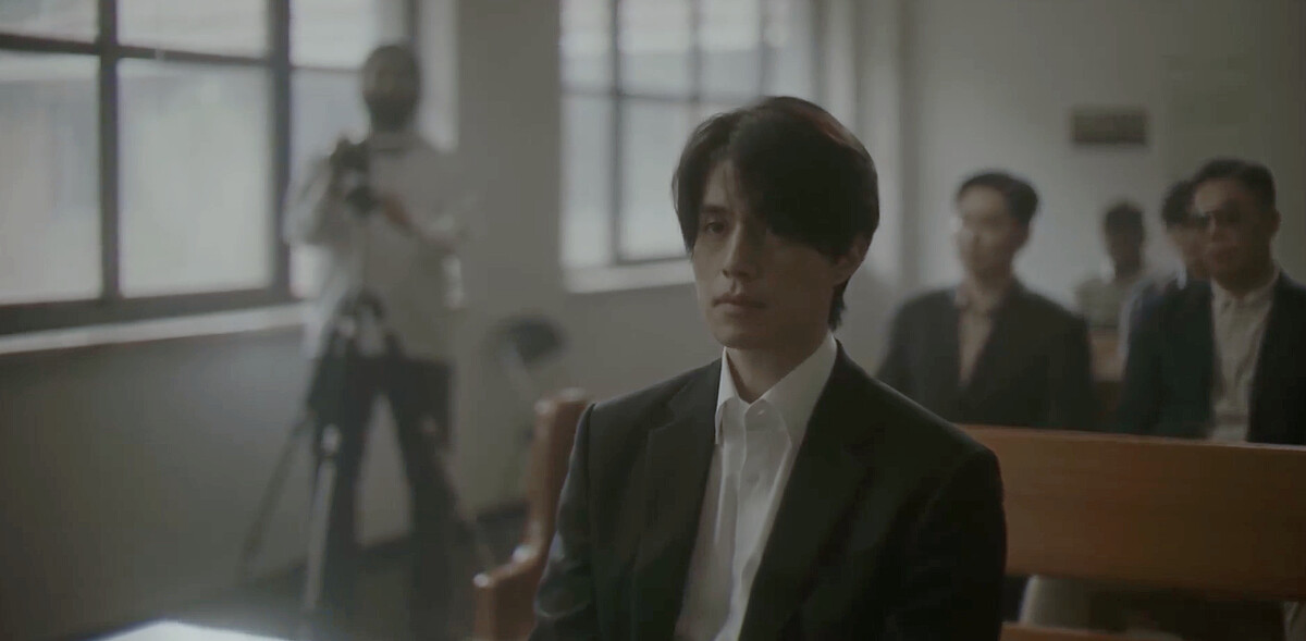 鄭進灣出庭，是否指證自己的弟兄？