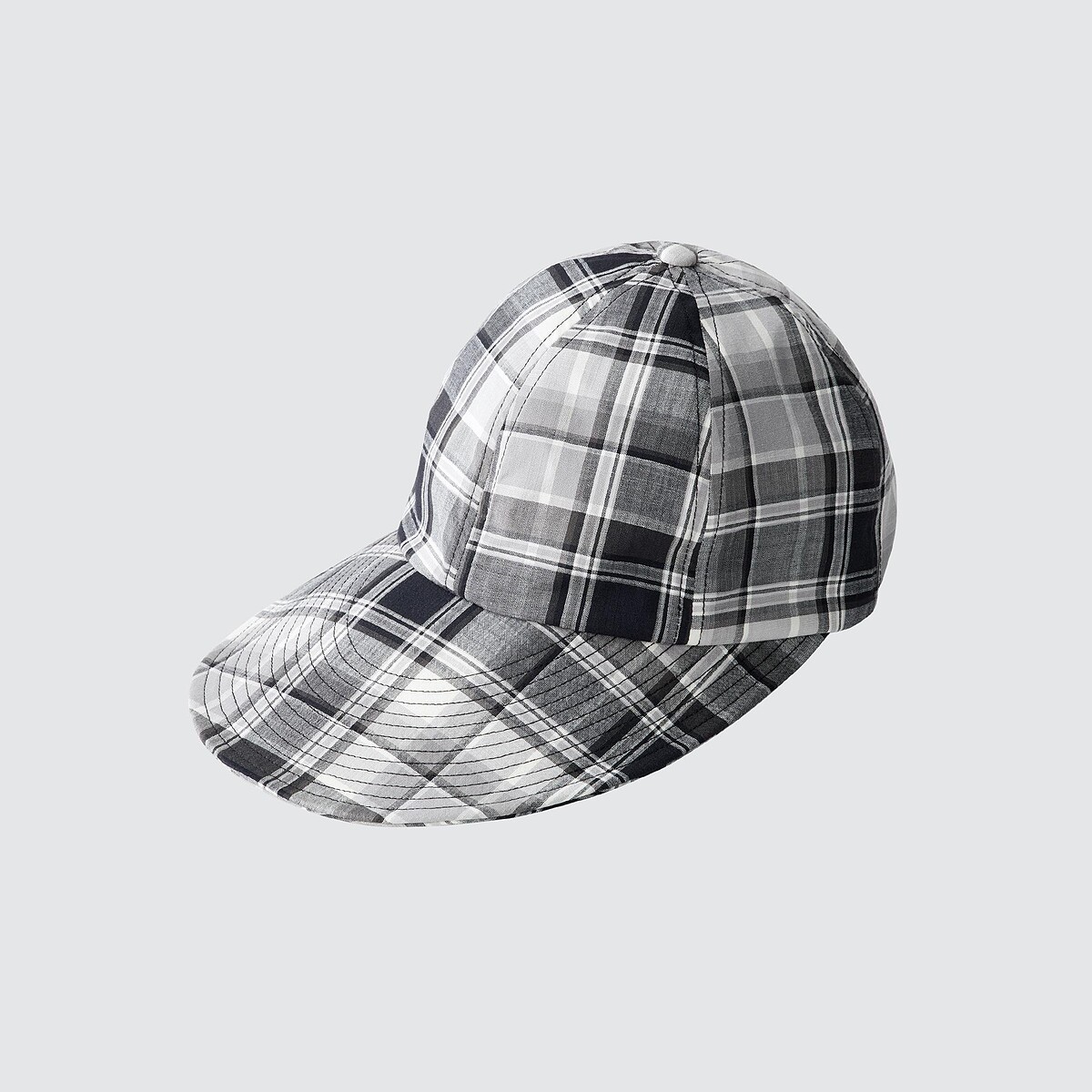 防曬抗UV長沿帽NT$990。