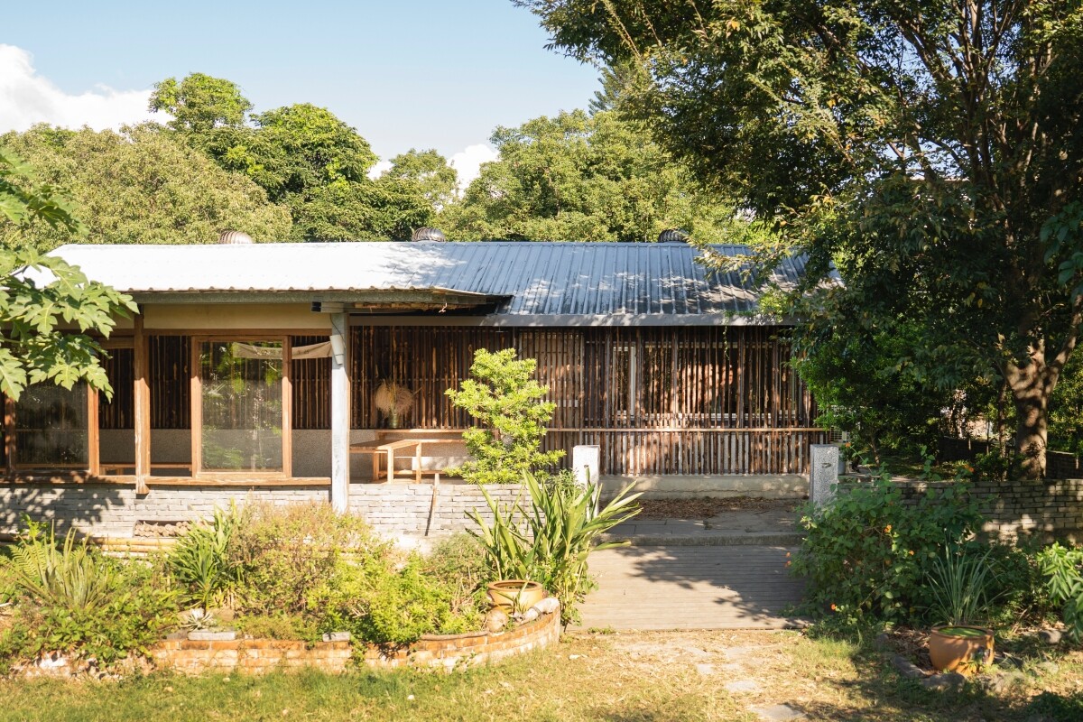 「隨野家」就在關渡平原農業區，是臺北市區附近少數的綠地場域之一。