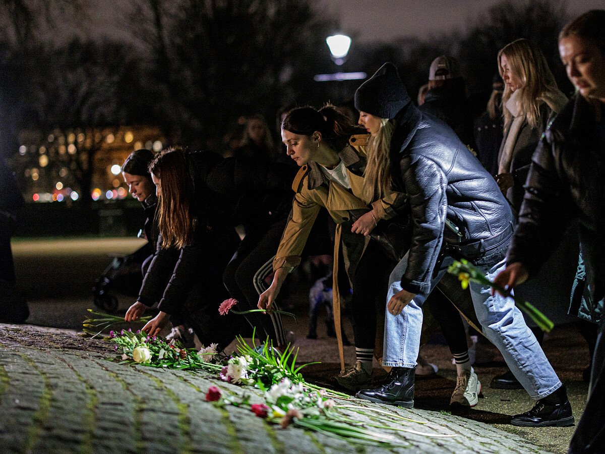 英國倫敦，民眾悼念厭女謀殺受害者 Sarah Everard。