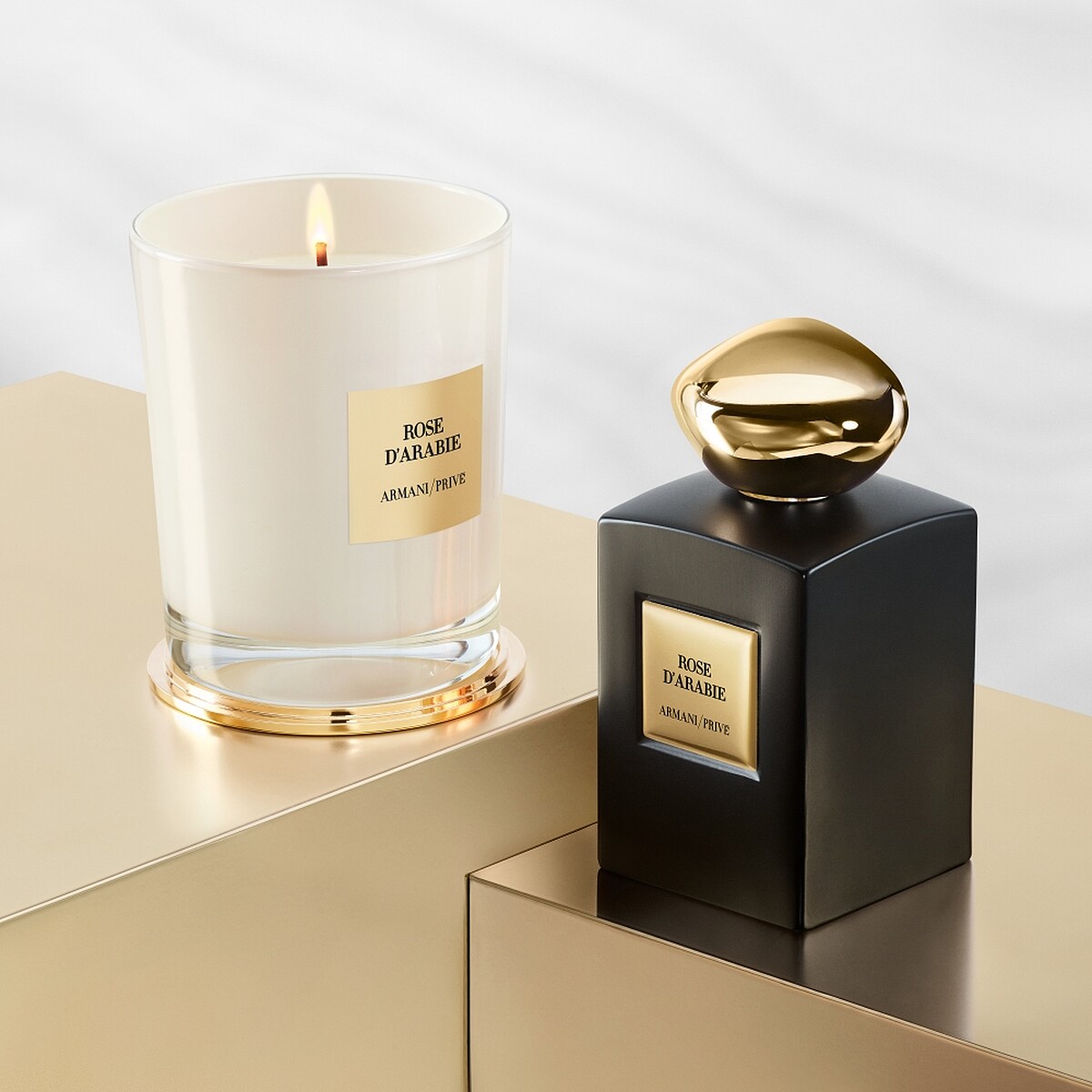 ARMANI/PRIV&Eacute;高級訂製香水一千零一夜系列-阿拉伯玫瑰香氛蠟燭175g，NT3,500(2024.2.1開放預購